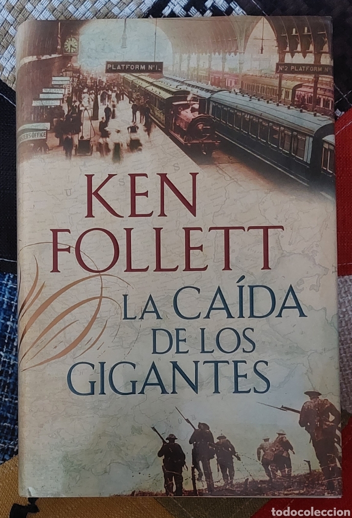 Libros: Libro La Ca&iacute;da de los Gigantes -Ken Follett- (Lote A) - Foto 1