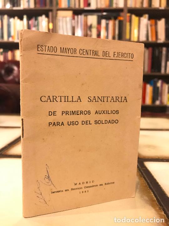 Livros em segunda m&atilde;o: Cartilla sanitaria de primeros auxilios para uso del soldado. 1961.
