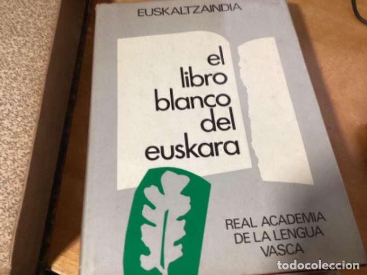 Libros: El libro Blanco del Euskara - Real Academia de la Lengua Vasca Euskaltzaindia/VVAA - Foto 4