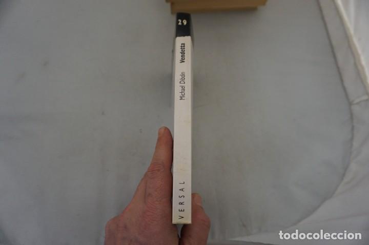 Libros: AR8D/ VENDETTA - MICHAEL DIBDIN / VERSAL EDITOR - Foto 2