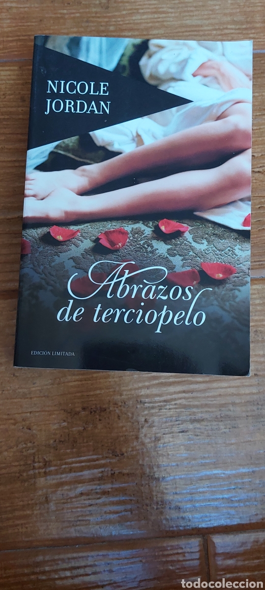 Libros: Libro Abrazos de Terciopelo -Nicole Jordan (Lote A) - Foto 1