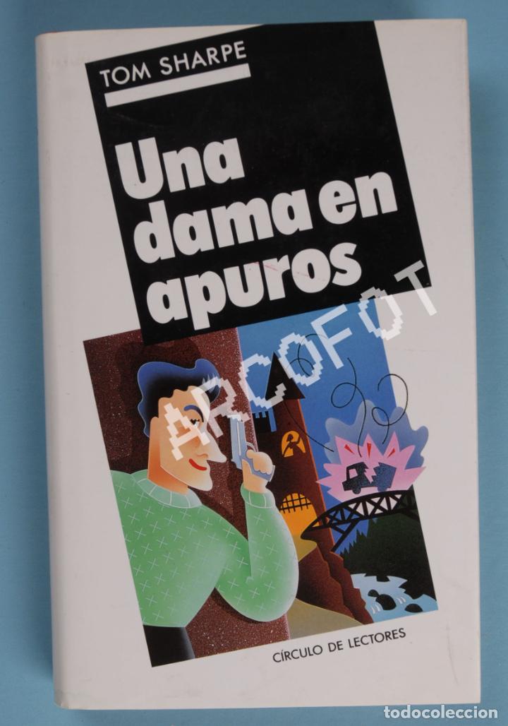 Libros: UNA DAMA EN APUROS - TOM SHARPE - C&Iacute;RCULO DE LECTORES - 1993 - Foto 1