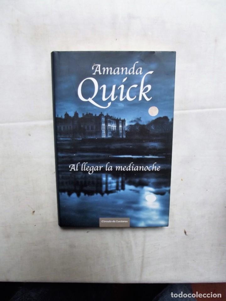 Libros: AL LLEGAR LA MEDIANOCHE POR AMANDA QUICK - Foto 1