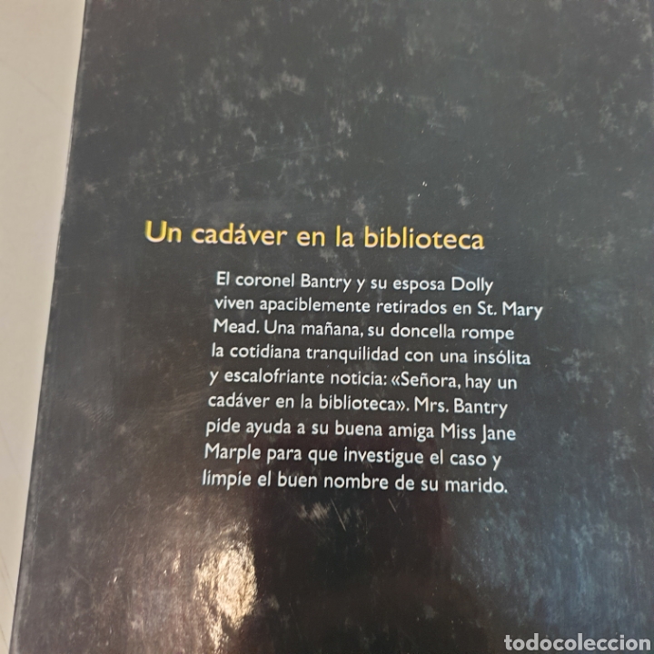Libros: Agatha Christie . Un cad&aacute;ver en la biblioteca - Foto 2