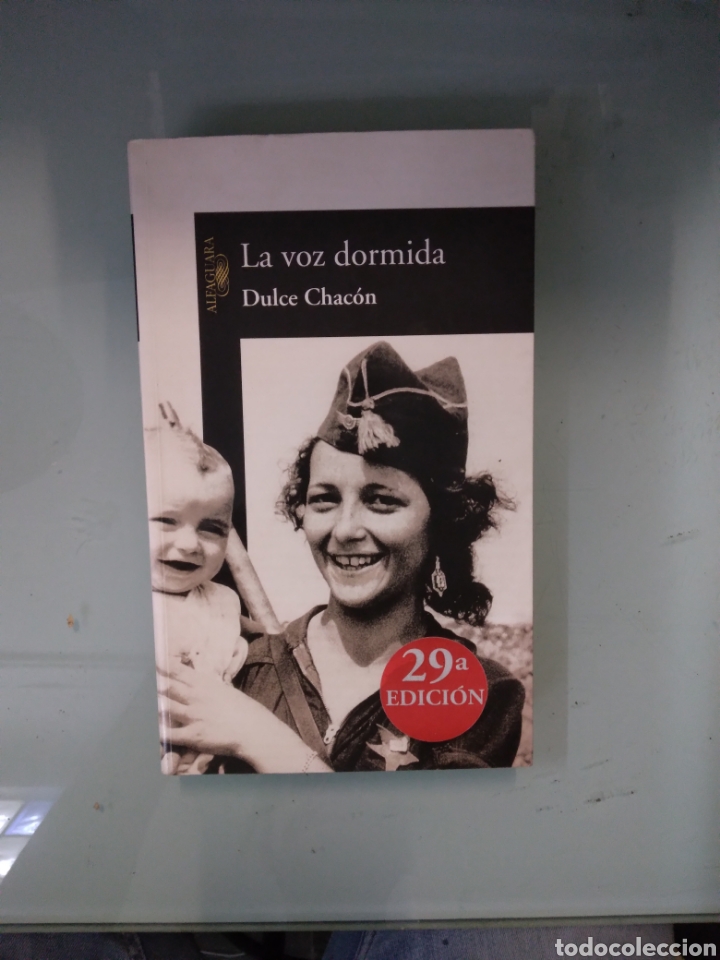 Libros: DulceChacon, La voz dormida, Alfaguara - Foto 1