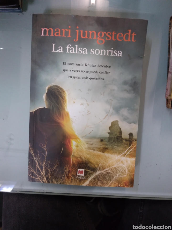 Libros: Mari Jungstedt, La.falsa sonrisa, Maeva - Foto 1