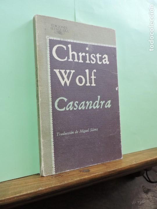 Libros: Casandra. Chris Wolf. Ed. Alfaguara. Madrid, 1986. - Foto 1
