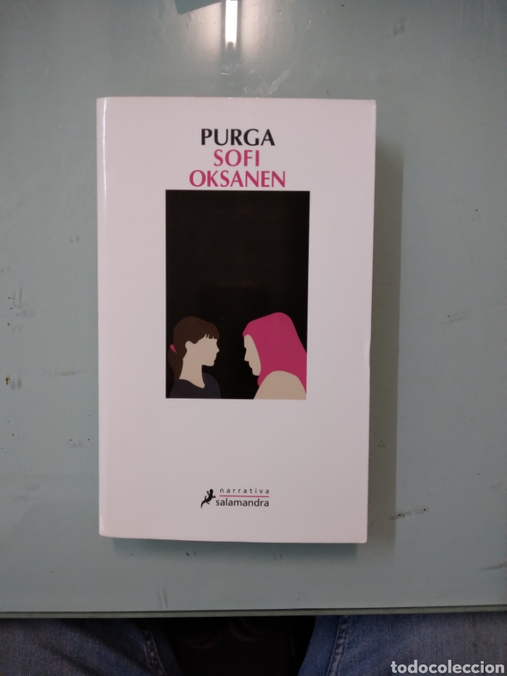 Libros: Sof&iacute;a Oksanen, Purga, Salamandra - Foto 1