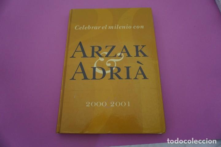 Libri di seconda mano: 9F/ CELEBRAR EL MILENIO CON ARZAK & ADRIA - 2000&2001 / PENINSULA EDITOR