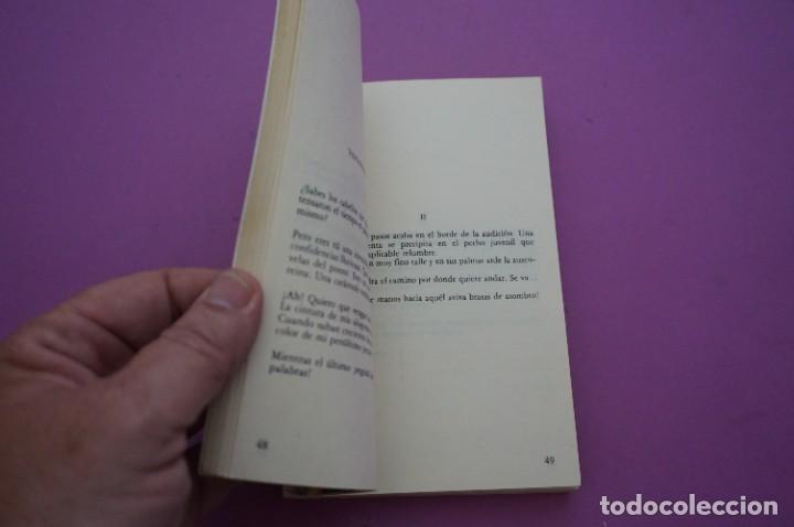 Libros: AMF-13B/ ANTOLOGIA - ODISEAS ELITIS / AKAL EDITOR - Foto 3