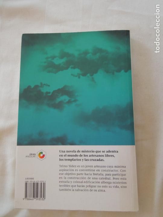 Libros: LA CATEDRAL - C&Eacute;SAR MALLORQU&Iacute; - EDITORIAL SM 2017 - PREMIO GRAN ANGULAR. - Foto 3
