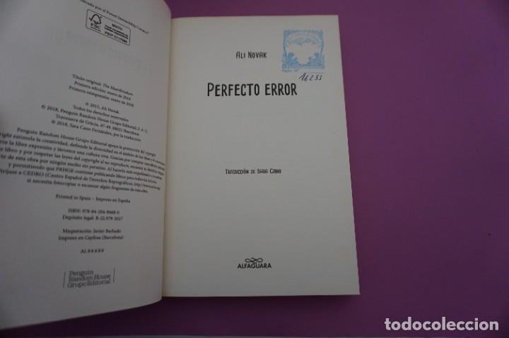 Libros: 2B/ PERFECTO ERROR - ALI NOVAK / ALFAGUARA EDITOR - Foto 2