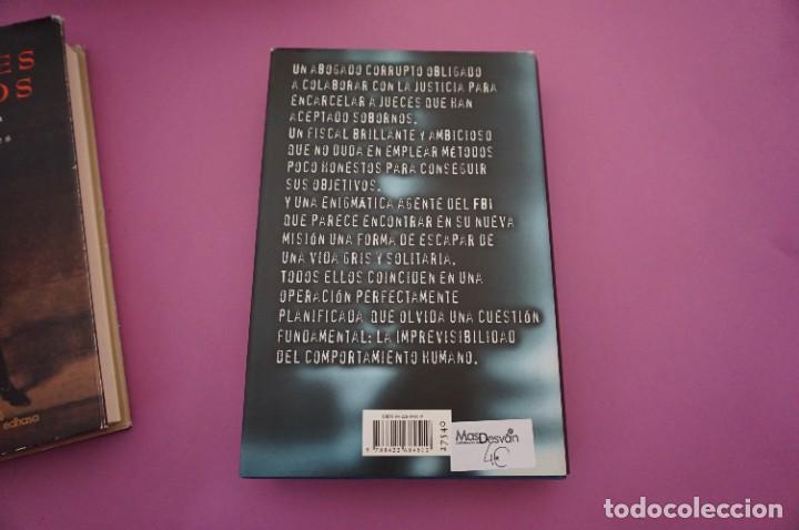 Libros: 8E/ DEMANDA INFALIBLE - SCOTT TUROW / CIRCULO DE LECTORES - Foto 6