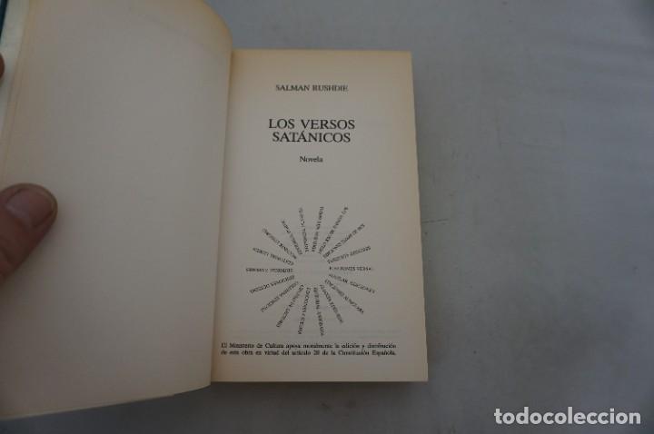 Libros: AR2/ LOS VERSOS SATANICOS - SALMAN RUSHDIE / PRIMERA EDICION - Foto 2