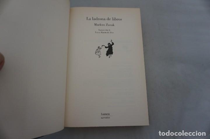 Libros: AR6F/ LA LADRONA DE LIBROS - MARKUS ZUSAK / LUMEN EDITOR - Foto 2