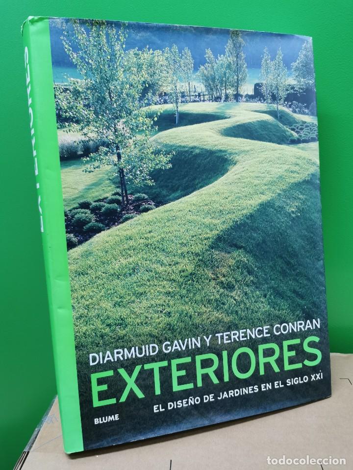 Livros em segunda m&atilde;o: EXTERIORES - EL DISE&Ntilde;O DE JARDINES EN EL SIGLO XXI - DARMUID GAVIN Y TERENCE CONRAN