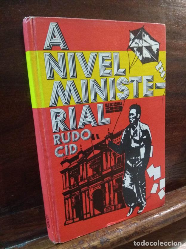 Libros: A nivel ministerial - Foto 1