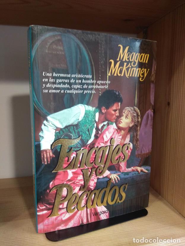 Libros: Encajes y pecados - Foto 1