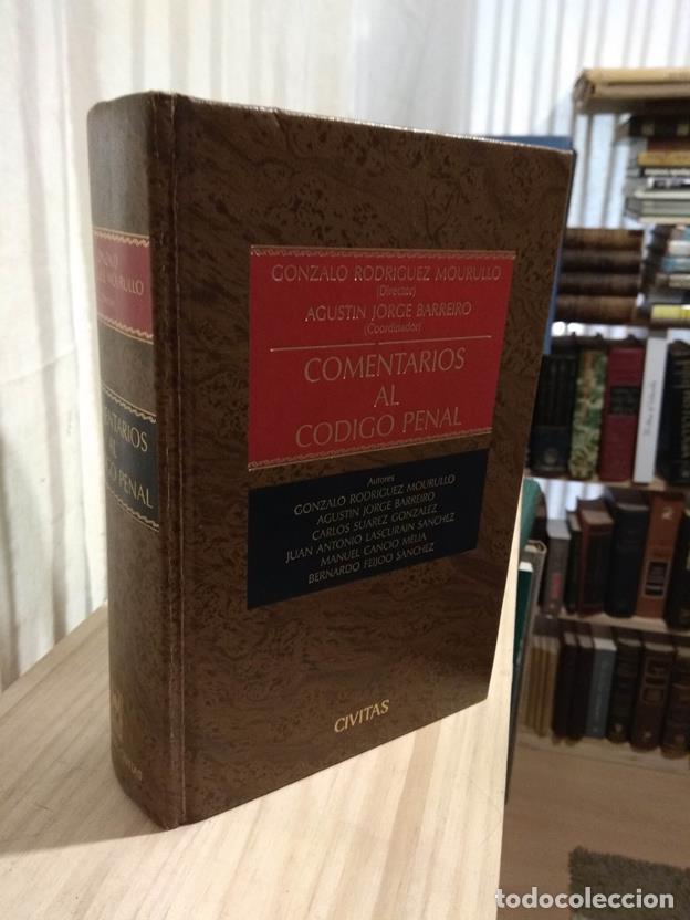 Libros: Comentarios al c&oacute;digo penal - Foto 1
