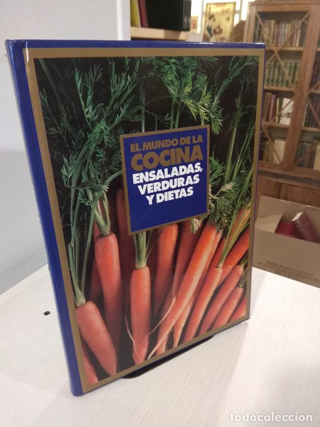 Libros: El mundo de la cocina - Ensaladas, verduras y dietas
