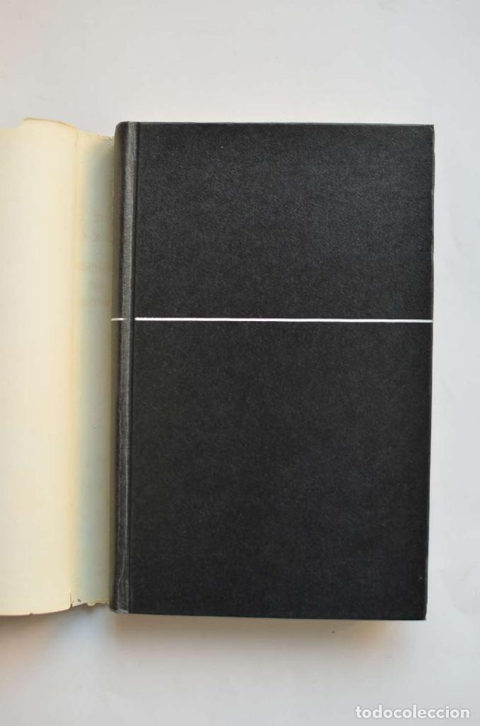 Libros: Cr&oacute;nica sin h&eacute;roes - CARRIZO, Guillermo A. R. - Foto 2