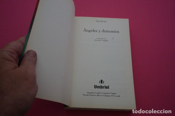 Libros: AMF-13H/ ANGELES Y DEMONIOS - DAN BROWN / UMBRIEL - Foto 2