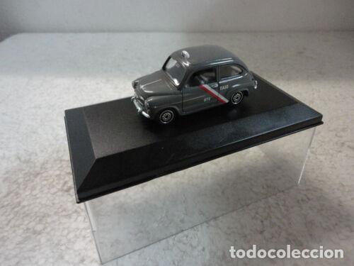 Libros: Taxi 600,escala 1:43,Guisval