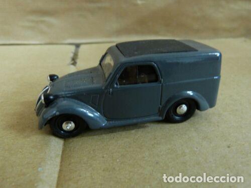 Libros: Coche Modelo 1.Brumm.escala 1/43 - Foto 1