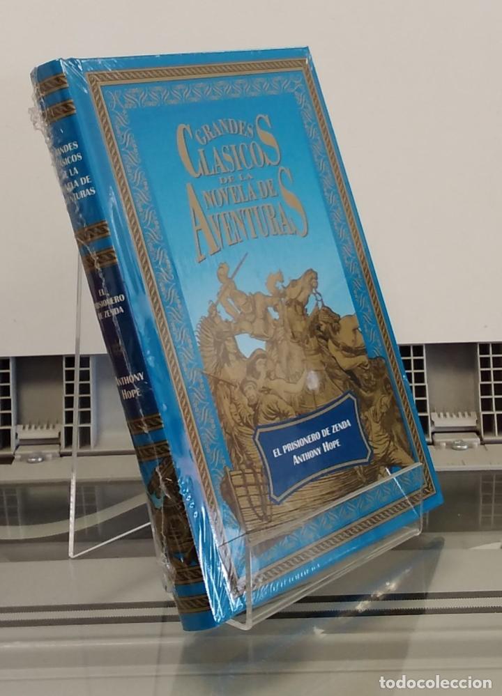 Libros: El prisionero de Zenda (NUEVO) - Anthony Hope - Foto 1