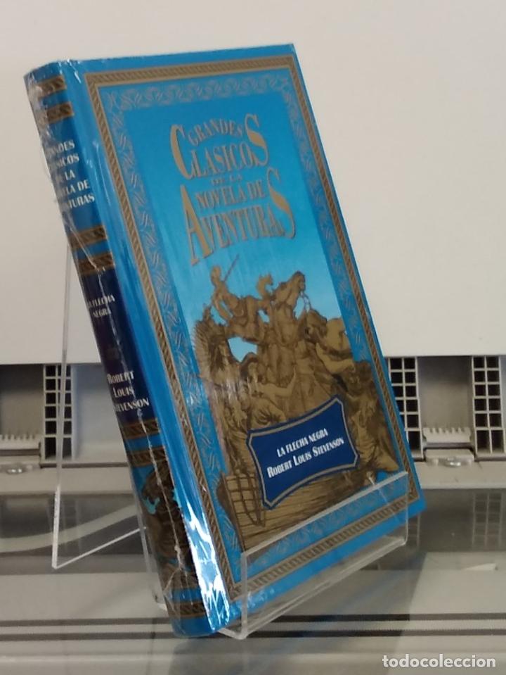 Libros: La flecha negra (NUEVO) - Robert Luis Stevenson - Foto 1