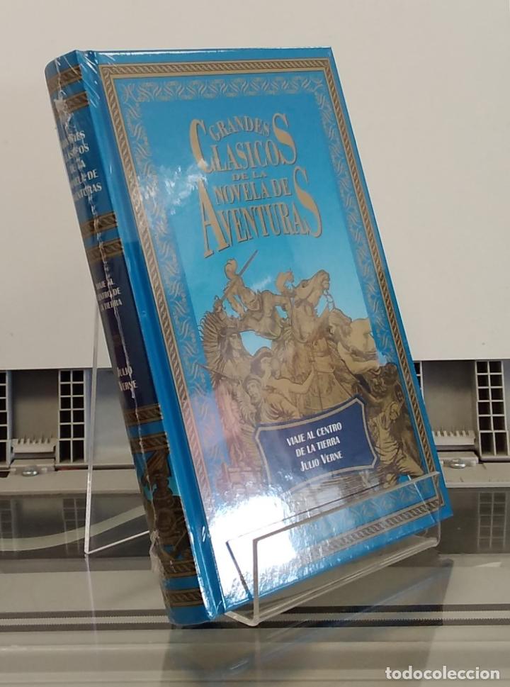 Libros: Viaje al centro de la Tierra (NUEVO) - Julio Verne - Foto 1
