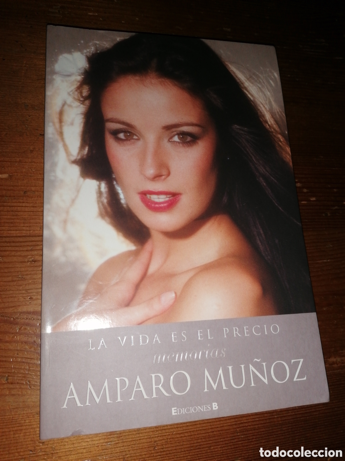 Libros: La vida es el precio. Amparo Mu&ntilde;oz. Memorias - Foto 1