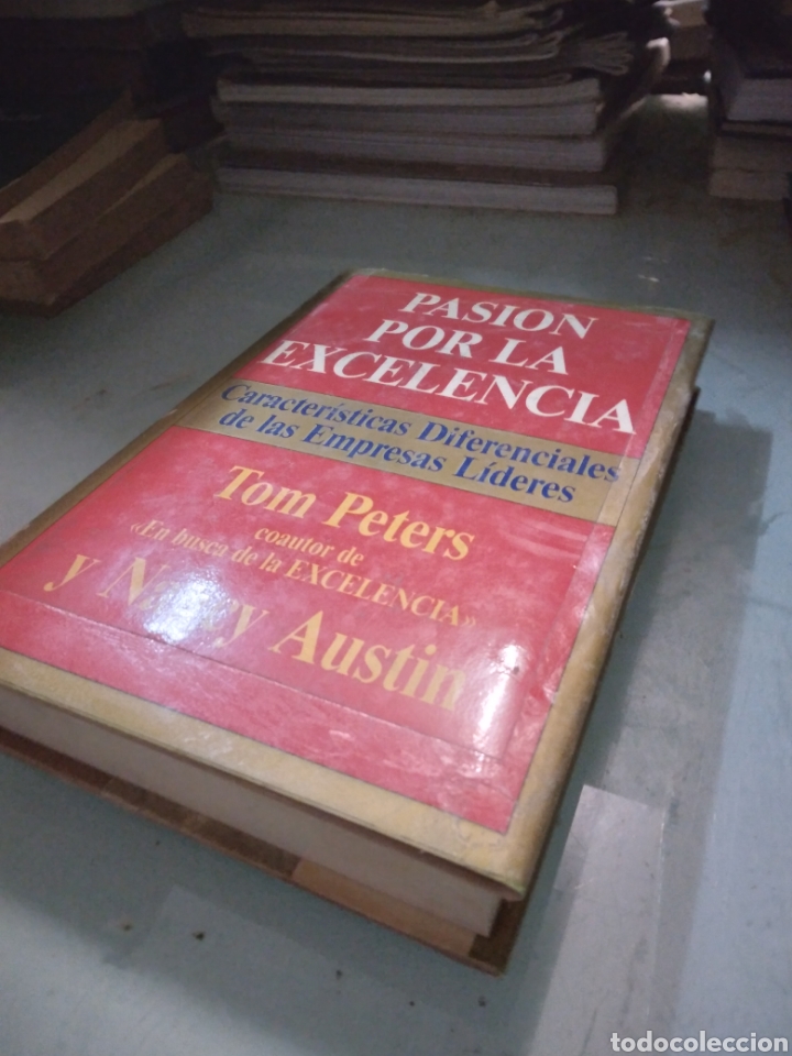 Libros: Tom Peters, Pasi&oacute;n por la excelencia, Folio - Foto 1