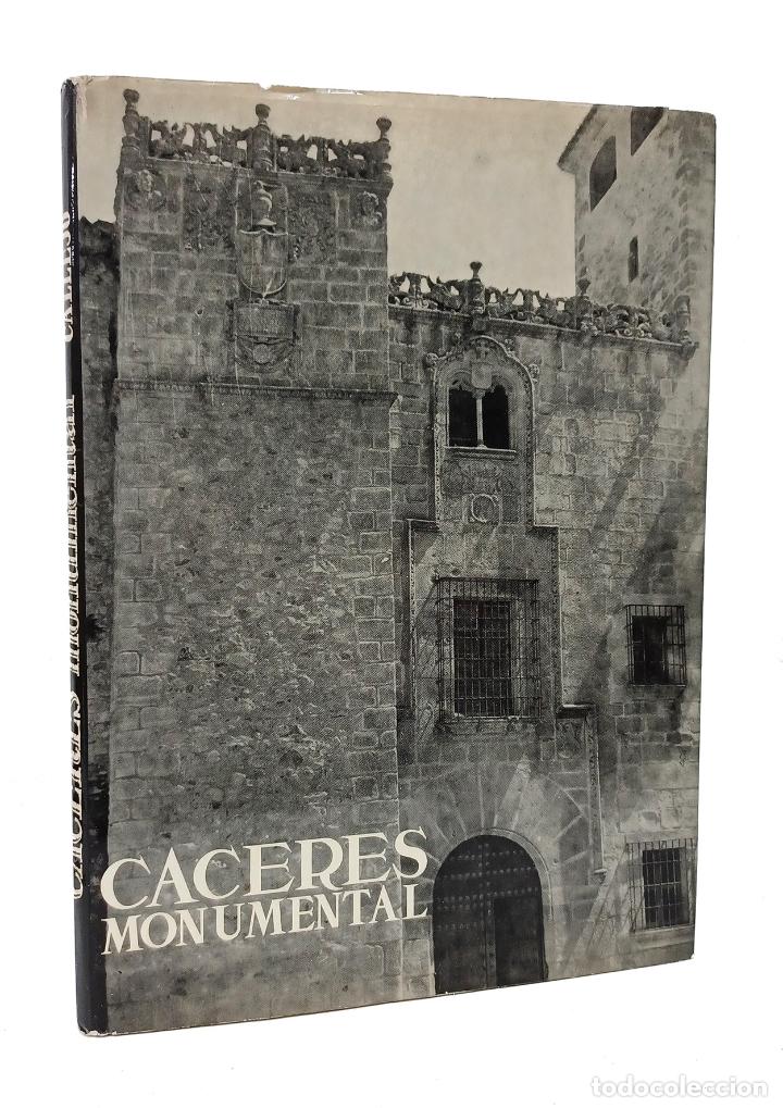Libri di seconda mano: CALLEJO (Carlos). C&aacute;ceres monumental. Editorial Plus-Ultra, 1975
