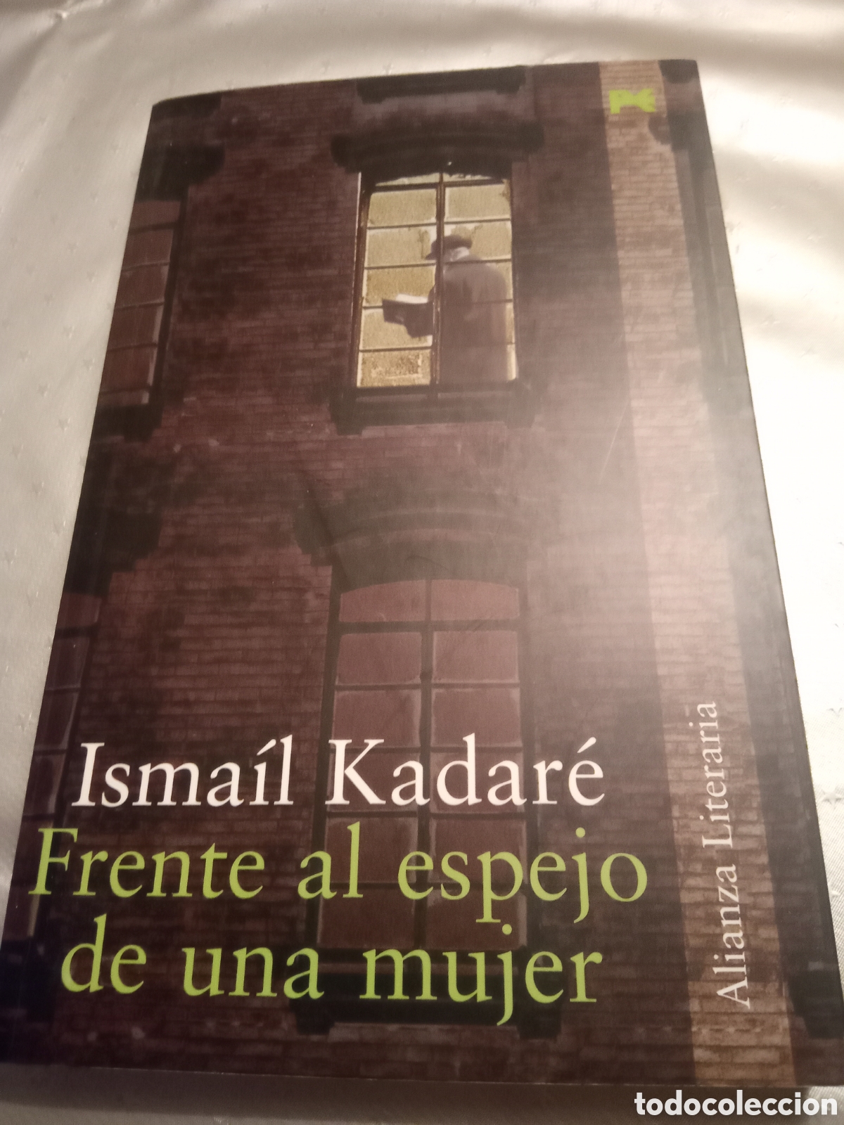 Libros: Frente al espejo de una mujer. Kadare, Ismail - Foto 1