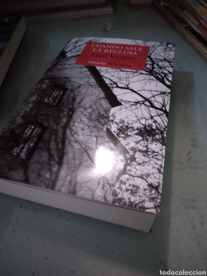 Libros: Fred Vargas, Cuando sale la reclusa, Siruela - Foto 1