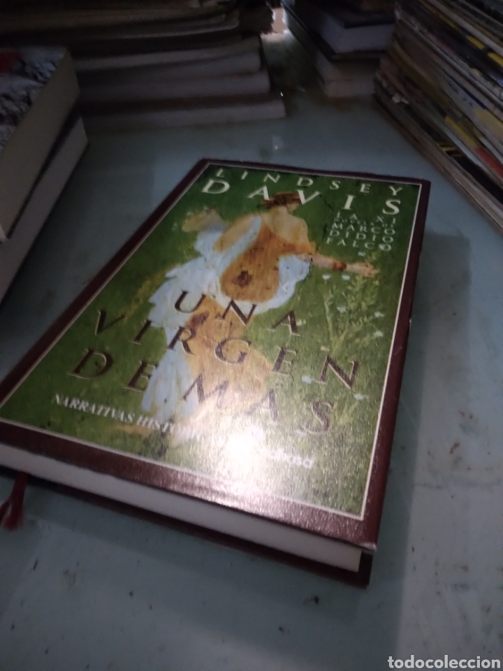 Libros: Lindsey Davis, Una virgen m&aacute;s, EDHASA - Foto 1