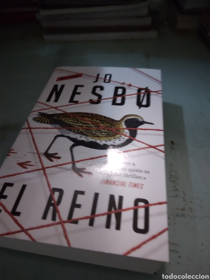 Libros: Jo Nesbo, El reino, Roja y negra - Foto 1