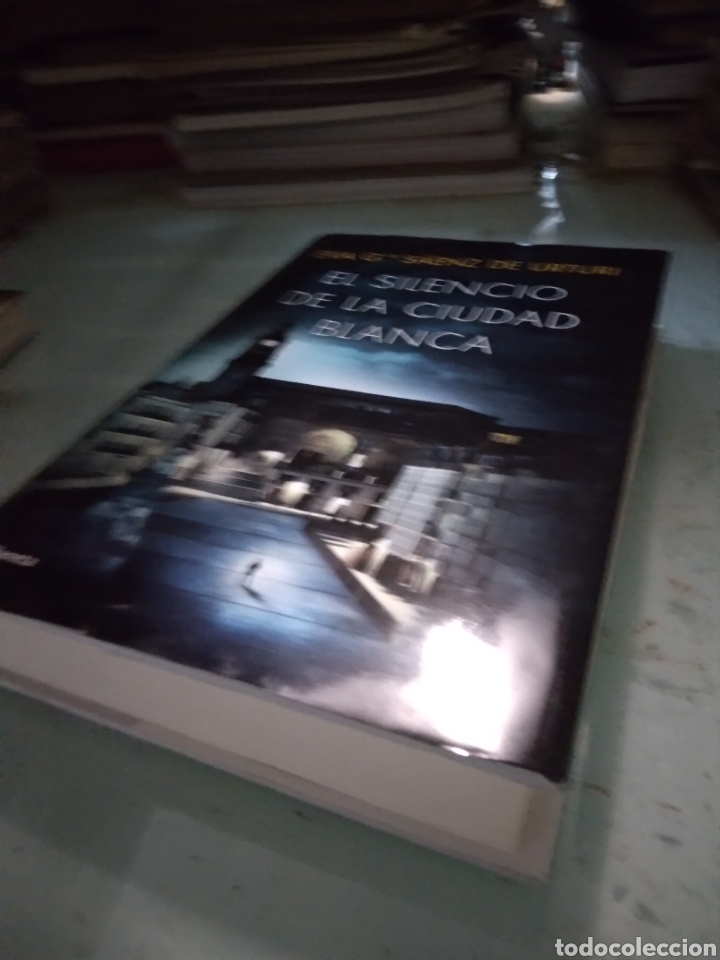 Libros: Eva G.Saenz de Urtubi, El silencio de la ciudad blanca, Planeta - Foto 1