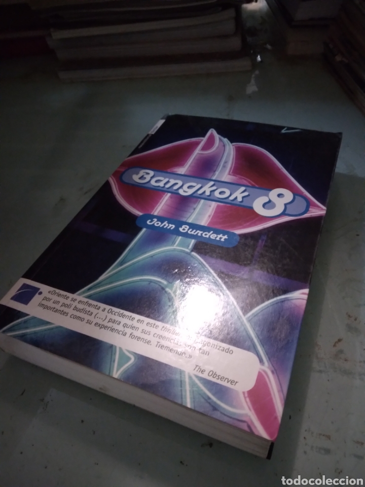Libros: Bangkok 8, John Burdett,Roca Editorial - Foto 1
