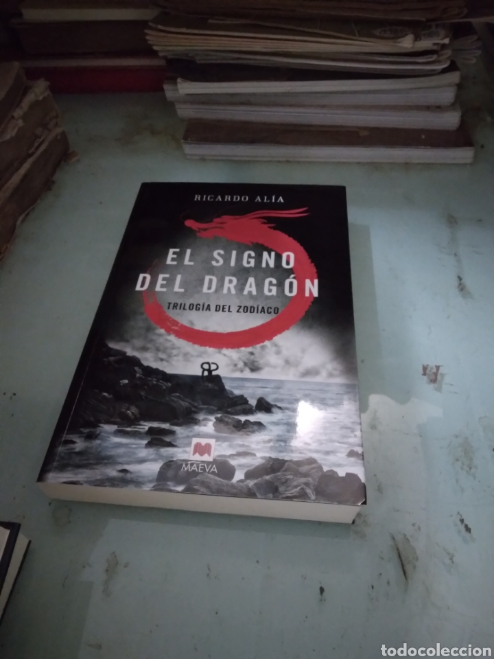 Libros: Ricardo Alia, El signo del drag&oacute;n, Maeva - Foto 1