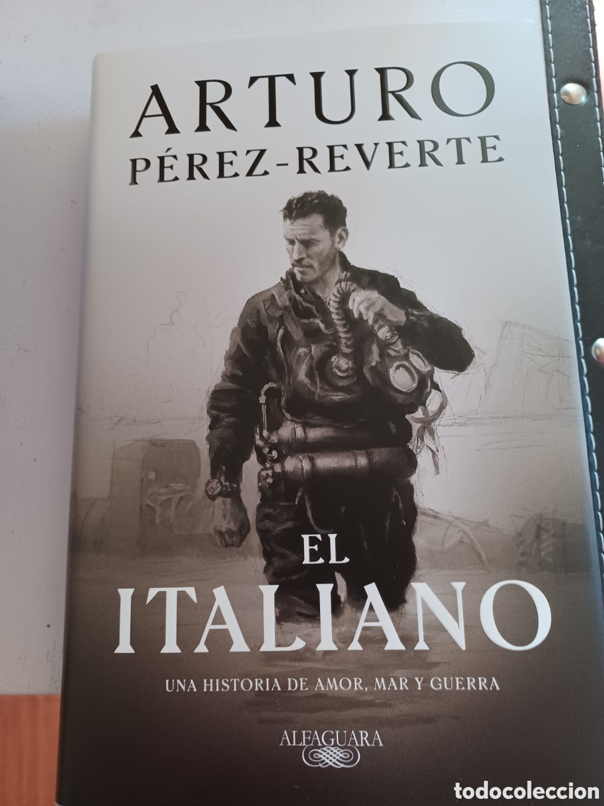 Libros: El italiano Perez Reverte - Foto 1