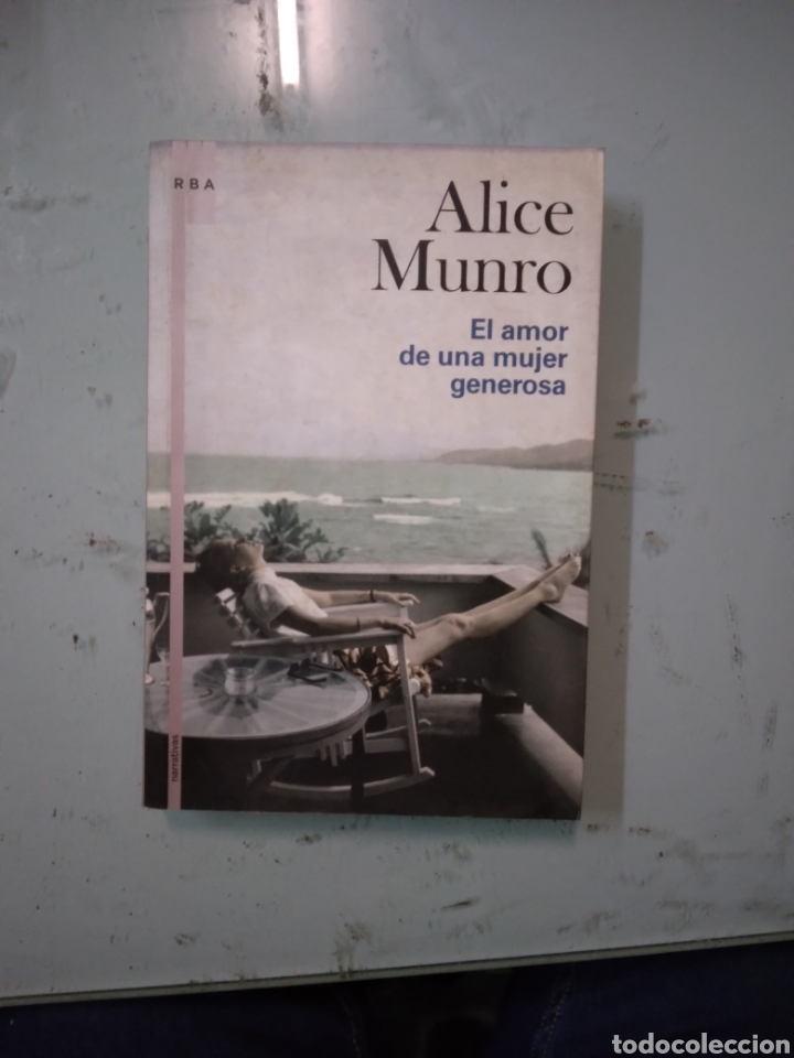 Libros: Alice Munro, El.amor de una mujer generosa, RBA - Foto 1