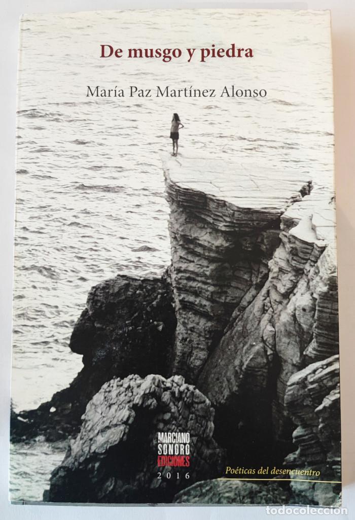 Livres: DE MUSGO Y PIEDRA - Mar&iacute;a Paz Mart&iacute;nez Alonso