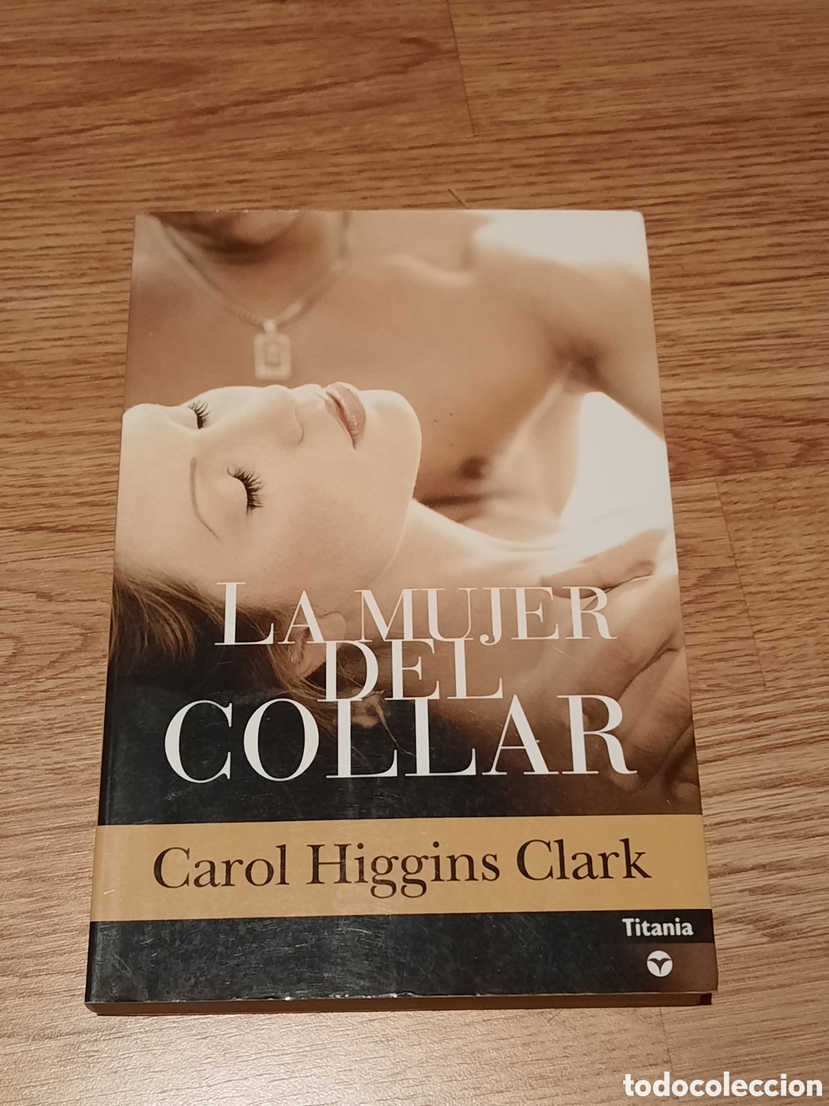 Libros: La mujer del collar Carol Higgins Clark - Foto 1