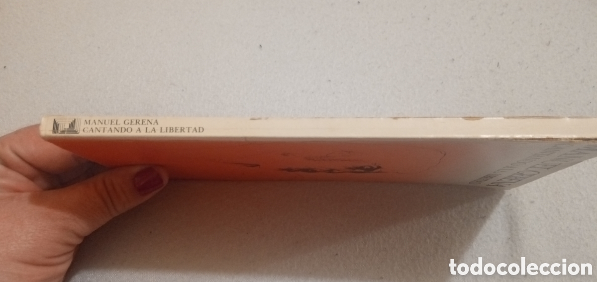 Libros: Manuel Gerena.Cantando a la libertad.1976. - Foto 3