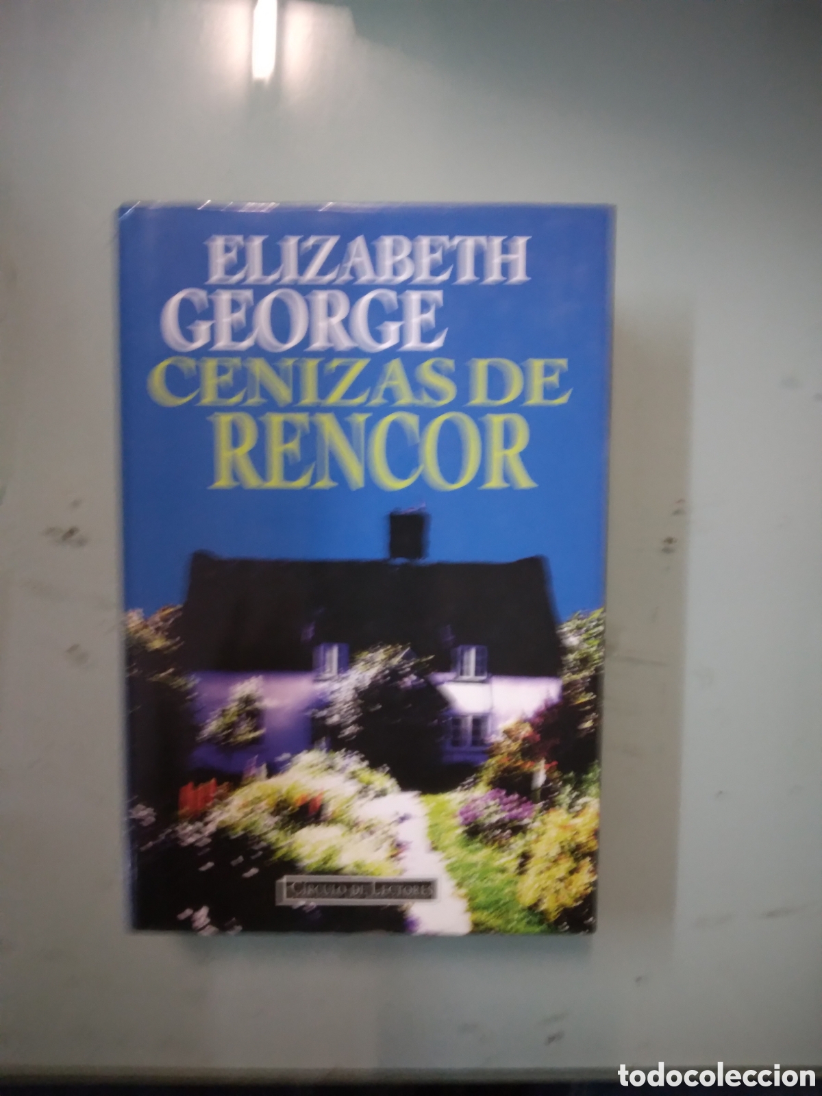 Libros: Elizabeth George, Cenizas de rencor, C&iacute;rculo de Lectores - Foto 1