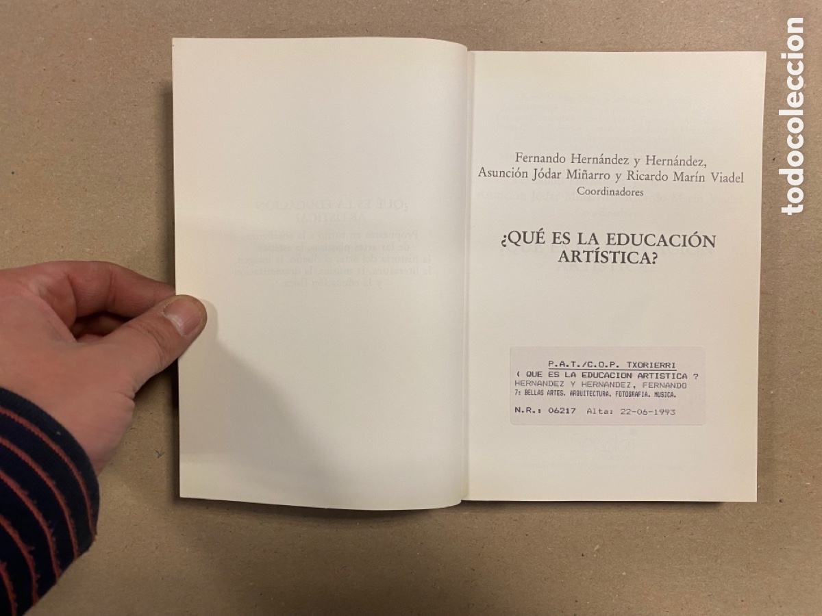 Libros: &iquest;QU&Eacute; ES LA EDUCACI&Oacute;N ART&Iacute;STICA? VV.AA. (COORD.). SENDAI EDICIONES 1991. - Foto 2