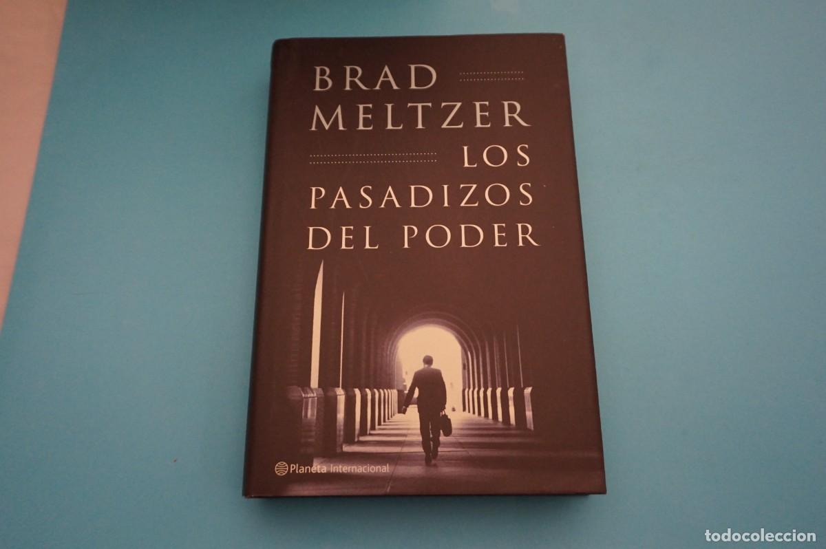 Libros: AR17CD/ LOS PASADIZOS DEL PODER - BRAD MELTER / PLANETA - Foto 1