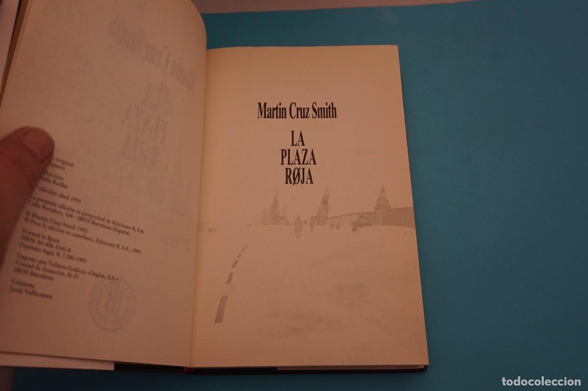 Libros: AR16EF/ LA PLAZA ROJA - MARTIN CRUZ SMITH - Foto 2